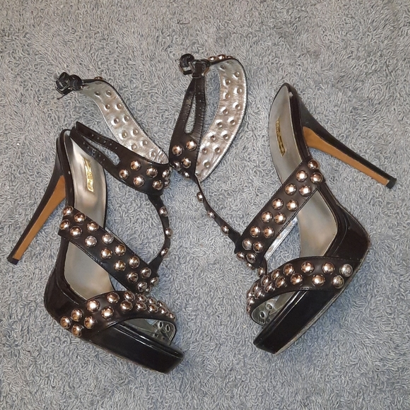 Report Signature Sandal - Picture 2 of 3